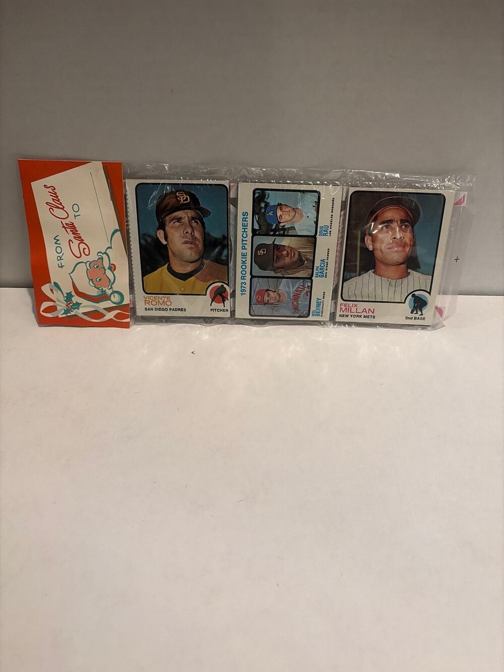 1973 Topps Holiday Pack featuring rookie pitchers